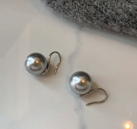 Pearl Hook Earrings E286SG